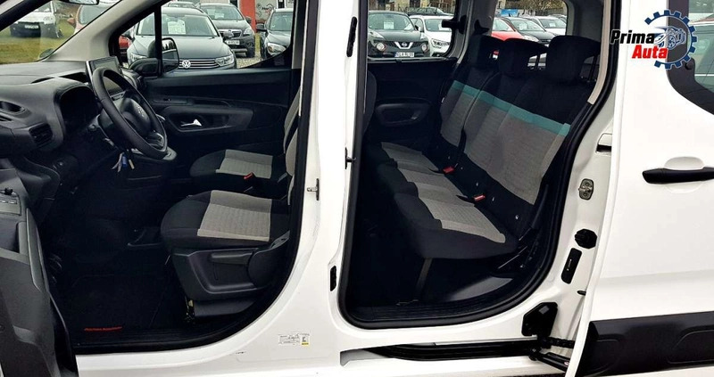 Citroen Berlingo cena 55900 przebieg: 174035, rok produkcji 2019 z Wleń małe 596